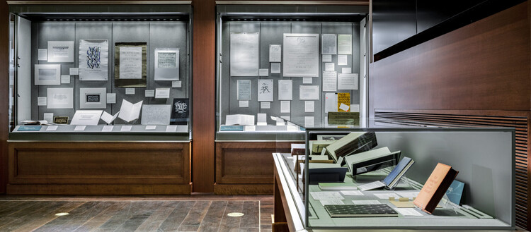 From the vault to the exhibition: the role of showcases in the world's libraries - Image 9 of 10